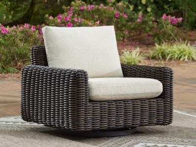 Kimora Outdoor Swivel Lounge Chair, , rollover
