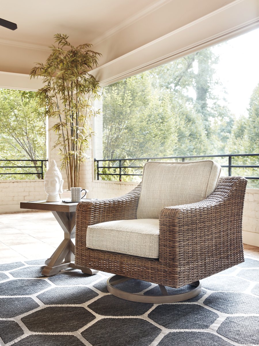 Sofá seccional de exterior Beachcroft de 4 piezas, 2 sillones, sillón reclinable y banco - image 21