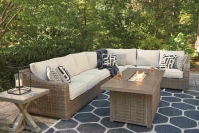 Ashley beachcroft discount 3 piece sectional