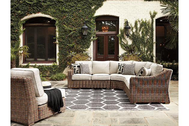Beachcroft 5 Piece Nuvella Outdoor, Ashley Furniture Outdoor Sectional Cover