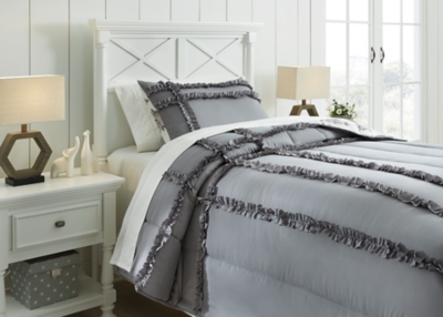 Meghdad 2-Piece Twin Comforter Set