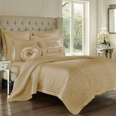 Q600001201 J.Queen New York Satinique Gold King Coverlet sku Q600001201