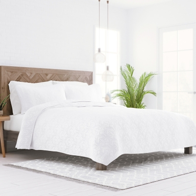 Damask Patterned 3-Piece Twin/Twin XL Quilted Coverlet Set, White, rollover