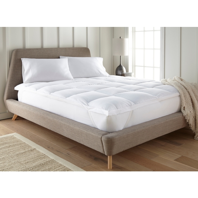 iEnjoy Home Ultra Plush Luxury Queen Mattress Pad