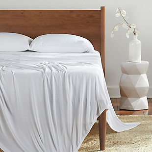 The advanced moisture-wicking technology in Bedgear® Dri-Tec® Performance® sheets helps you to sleep drier, cooler and more comfortably throughout the night. Dri-Tec sheets allow 10x the airflow to your bed compared to traditional cotton sheets. The seamless fitted sheet creates a smooth sleep surface while the Powerband® ensures the most secure fit and grip on your mattress, and the luxe Powerband pillowcase provides a snug fit with your pillows. As an added plus, these sheets work great with adjustable bases.Set includes fitted sheet, flat sheet and 1 pillowcase | Made of Dri-Tec fabric | Enhanced airflow | Wrinkle and odor resistant | Machine washable | Made in USA of imported materials