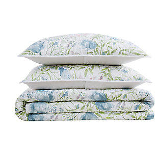 An antique base with a simple floral print with overtones of blue is the signature of this pattern. The edges feature a traditional stripe flange to add a bit of that farmhouse charm to your bedroom. 2-Piece Twin/Twin XL Quilt Set includes: one Twin/Twin XL quilt 68x90 inches and one standard sham 20x26 inches.Printed blue floral pattern | Face cloth is 100% cotton fabric, reversing to 100% microfiber. Filled with polyester/cotton.  | Machine washable | Imported
