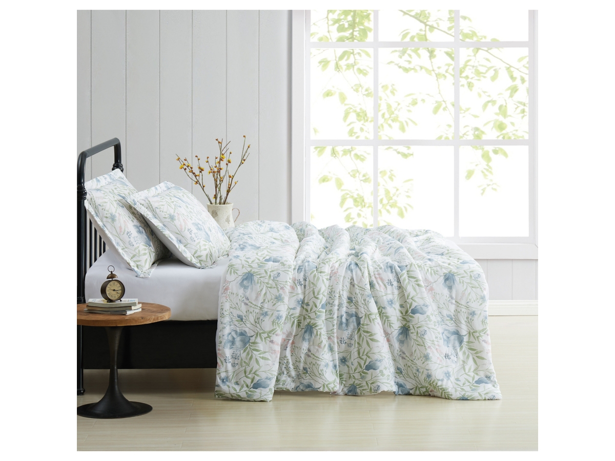 Home Classic Country Acorn Floral Bedding Set