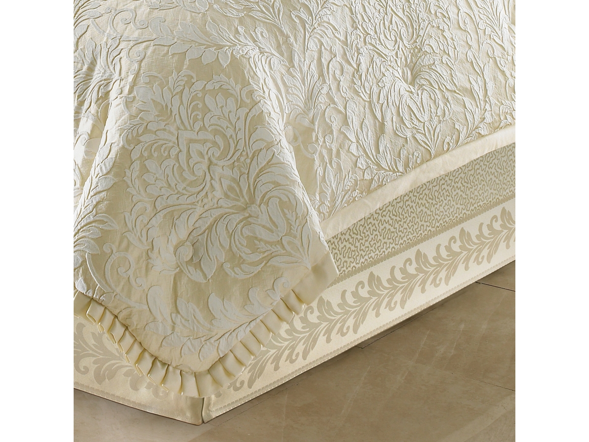 J. Queen New York Marquis 4-Piece Comforter Set | Ashley J. Queen New York Marquis 4-Piece Comforter Set | Ashley
