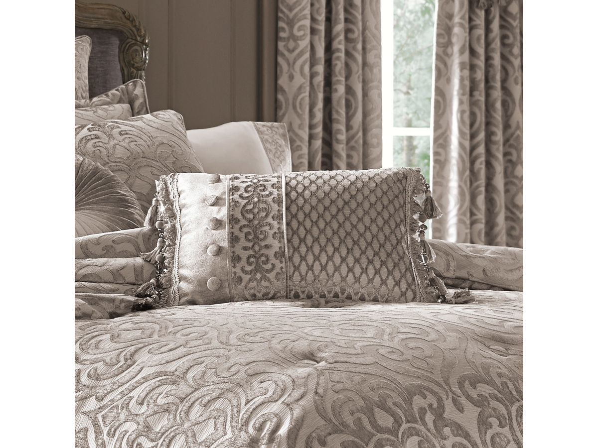 J queen sicily pearl pillows hotsell