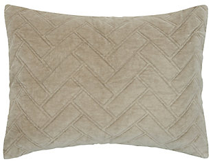 Longing for a soothing, subtle look for your bedroom retreat? This simply sensational quilt can’t be beat. Its easy-breezy neutral tone is enriched with chevron texturing for a high-style understatement that’s the essence of effortless elegance.100% cotton face  | Machine and hand quilted | Dry clean only | Imported | Polyester fill | Shams not included