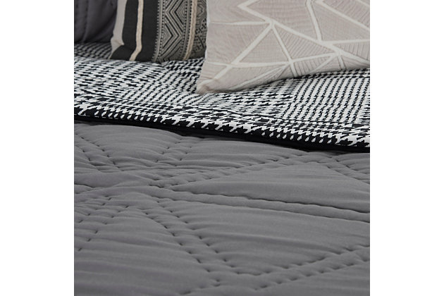 Shifting into neutral? You’ll love how this quilt set with cotton face looks and feels. The muted color treatment is wonderfully easy on the eyes. Textural detailing gives the calm and quiet hue just enough oomph. 100% cotton face  | 2-piece set | Machine wash cold, gentle cycle, tumble dry low, do not bleach | Imported | Polyester fill | 1 quilt and 1 sham