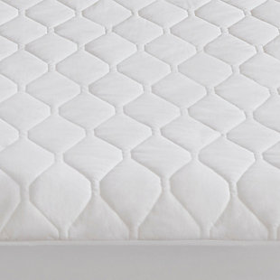 Our Beautyrest heated mattress pad contains Secure Comfort technology, which is designed to virtually eliminate Electromagnetic Field emissions. The soft flexible wires and quilted top ensure your comfort. The fitted skirt is designed to create a perfect fit and fits up to a 18" mattress. Our heated mattress pad is machine washable, with a 10 hour auto shut off, and 5 setting temperature control. Twin, Twin XL, and Full size have one controller, Queen, King , and Cal King size have 2 controllers. Includes manufacturer's 5-year warranty.Imported | Eliminates electromagnetic field emissions | Soft flexible wires | Quilted top | Fit mattresses up to 18" in height | 10 hour auto shut off | 5 temperature settings | Controller works with smart home outlets and automatic timers, 1 for Twin and full size, 2 for queen and king size | Machine washable | Includes manufacturer's 5-year warranty