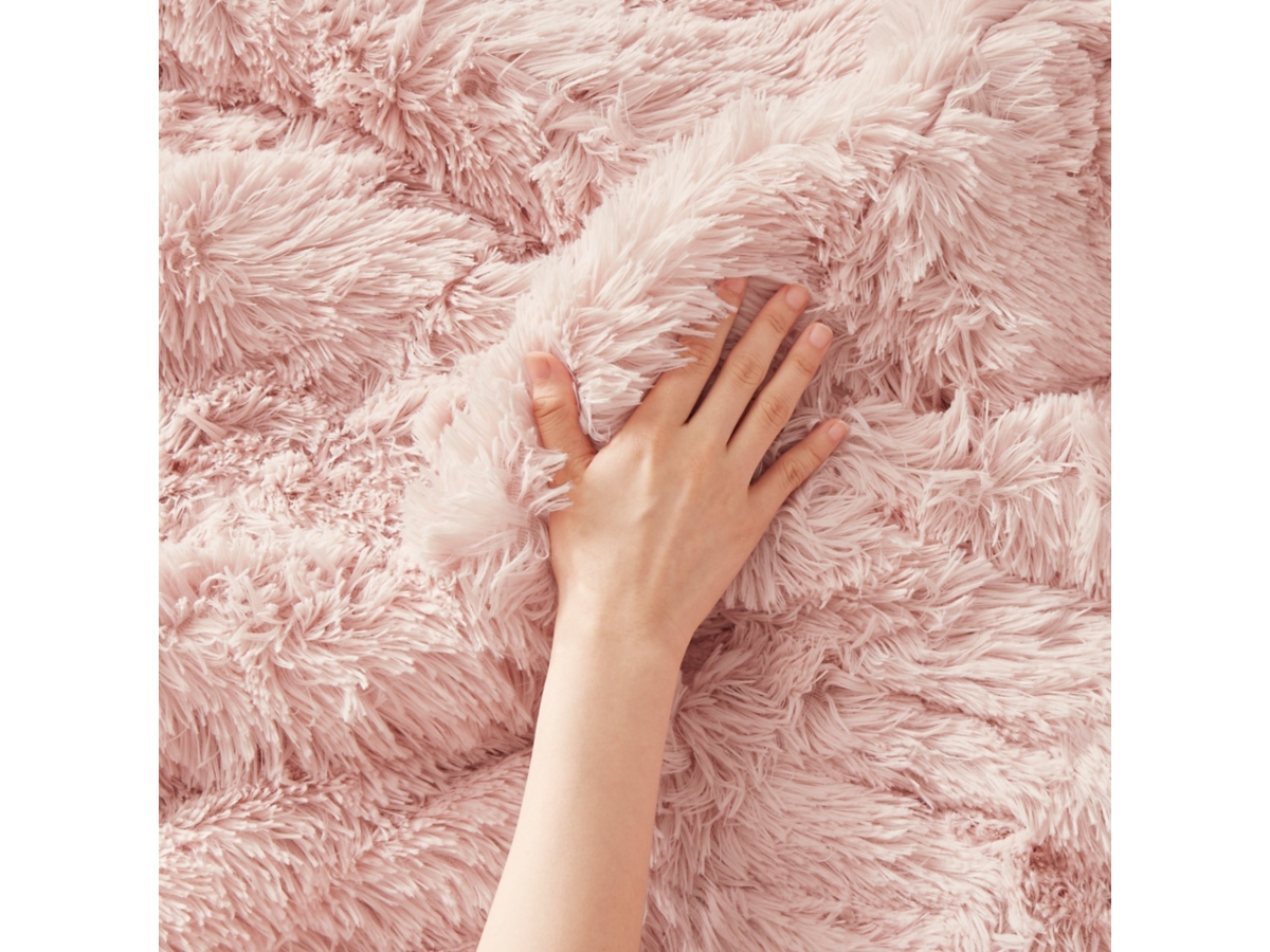 Leena Shaggy Faux Fur King California King Comforter Mini Set Ashley