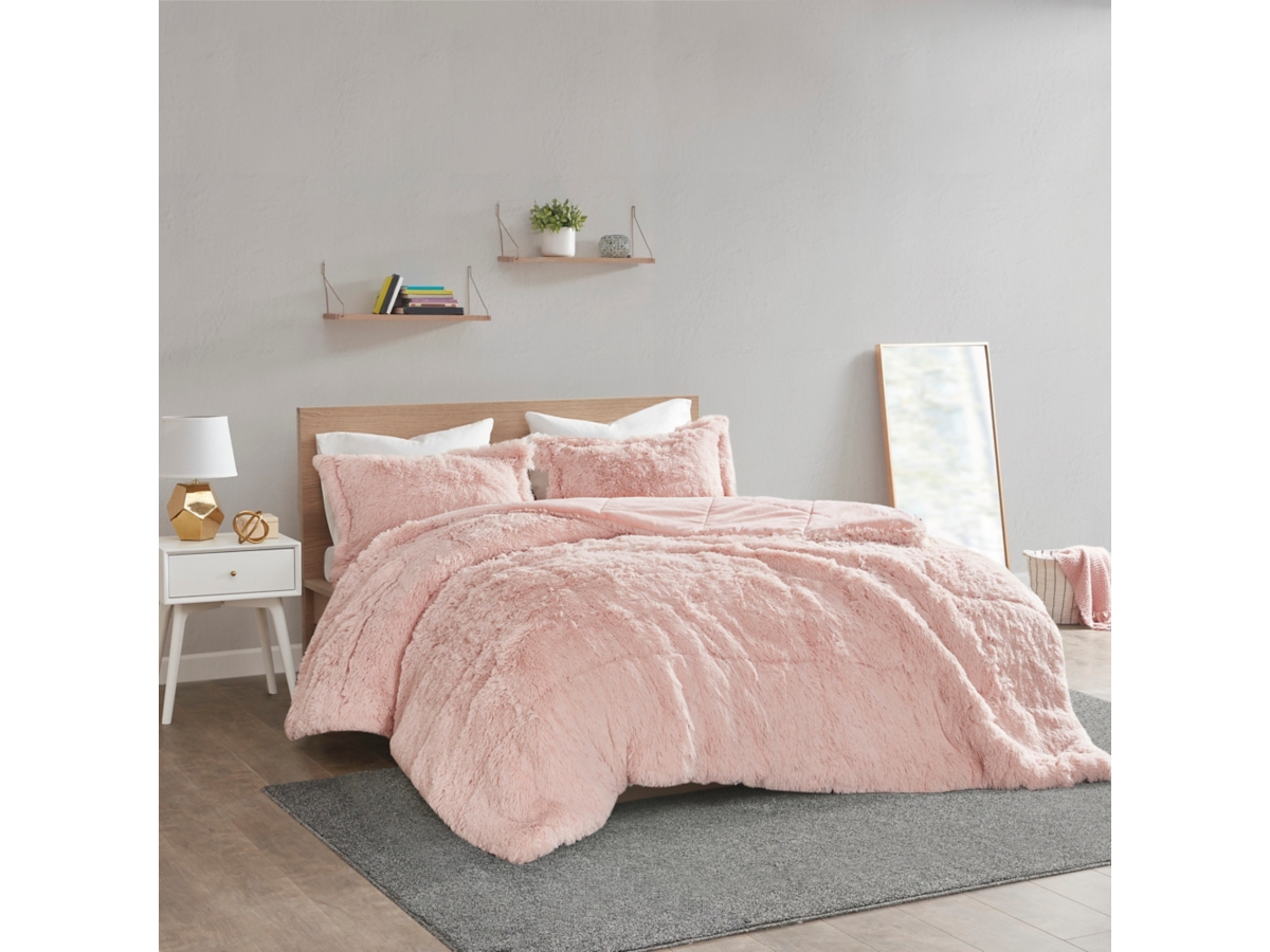 Leena Shaggy Faux Fur King/California King Comforter Mini Set | Ashley