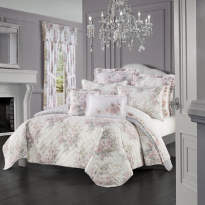 Lyndon 3/4 Piece Damask Quilt Set, Multiple Sizes Available