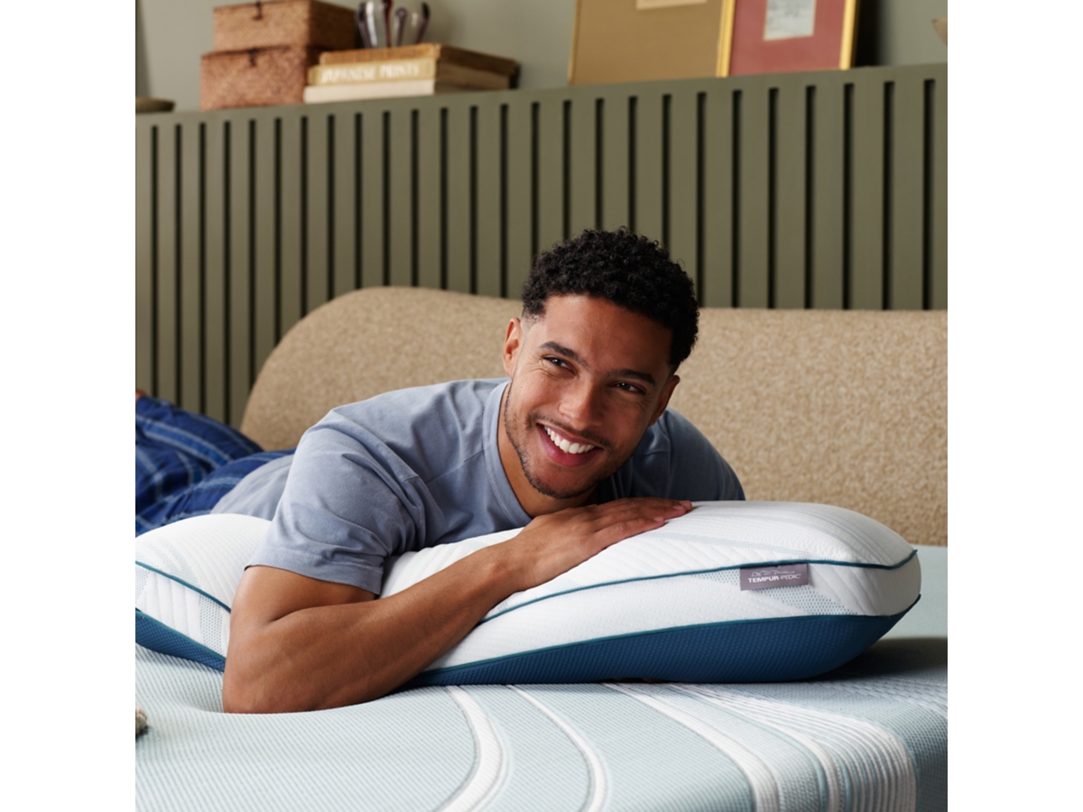 TEMPUR-Adapt® ProHi Queen Pillow | Ashley