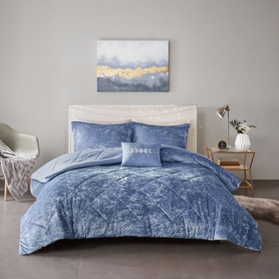 Intelligent Design Velvet Twin/Twin XL Comforter Set with Throw Pillow, Blue, large