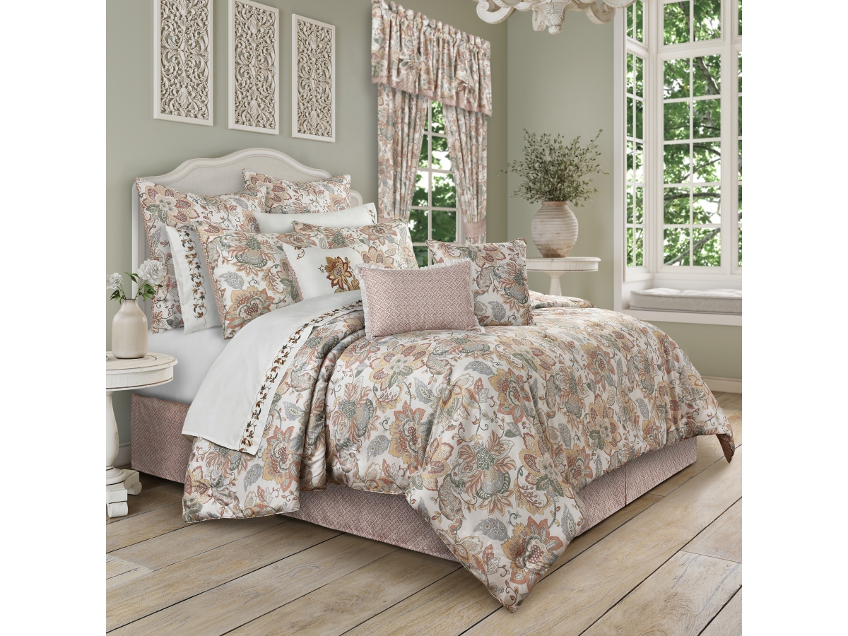 ロイヤル Royal Court Janessa 4 Piece King Comforter Set | Ashley