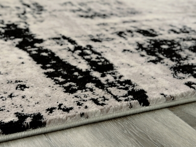 Jirar 5'3 x 7' Rug