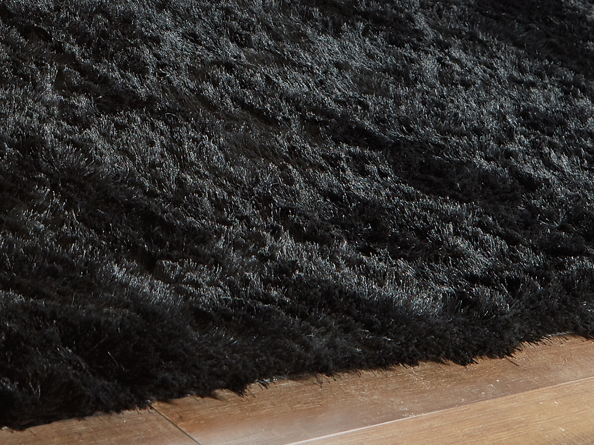 Mattford 5' x 7' Rug | Ashley