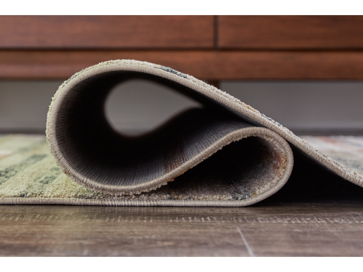 Kemart 8' x 10' Rug | Ashley