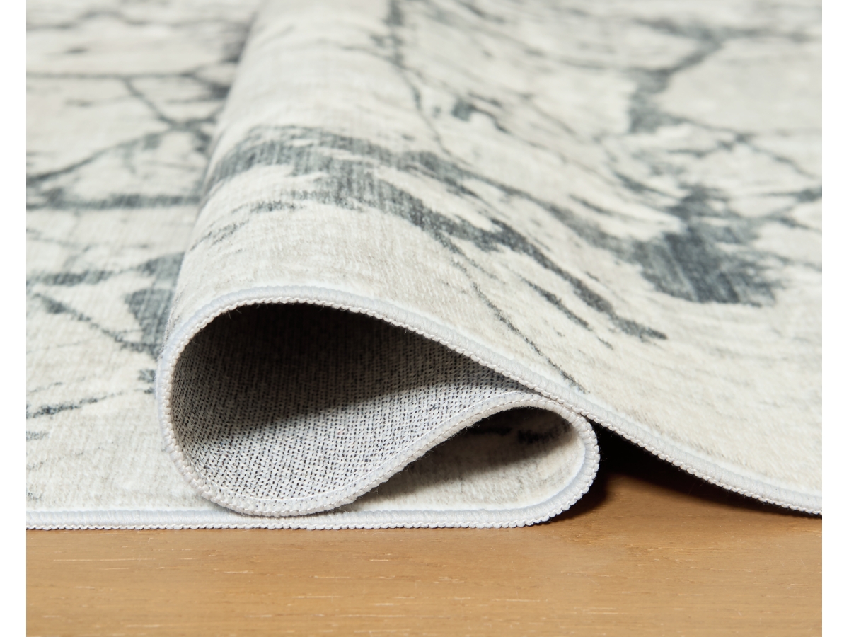 Tobinbury Washable 5' x 7' Area Rug | Ashley