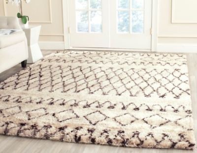 Safavieh Casablanca 5' x 8' Area Rug, Cream, rollover