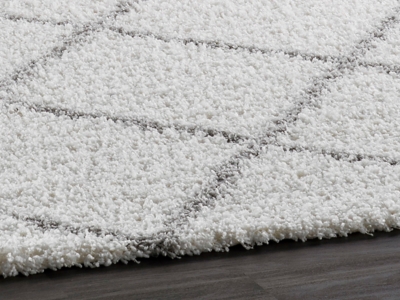 Nuloom Tess Moroccan Shag Area Rug, White, large