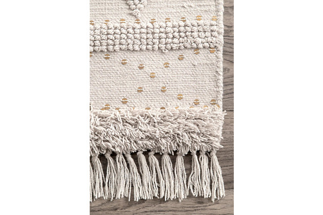 Crafted with love and care, hand made rugs carry the spirit of the artisans that made them. Each piece is marked by subtle but individual differences that make your rug unique.100% wool with metal sequins | Handt tufted | Easy to clean and maintain | Spot clean recommended | Imported