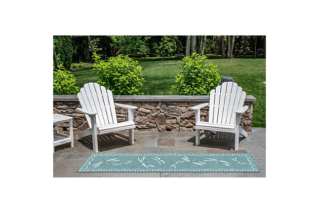 Casual and easy care, our Flying Beauty rug is a perfect decorating solution either indoors or outdoors. Wilton woven of 100% polypropylene fibers, it can be hosed off for easy cleaning. Fibers are UV stabilized to minimize fading. Wilton woven of weather-resistant polypropylene, this flatwoven collection has subtle and natural beauty. There is no need to sacrifice style with these versatile rugs. The low-profile nature of this rug offers a casual lifestyle look to use nearly anywhere inside or outside the home.Wilton woven for strength and durability | Regular vacuuming recommended | Made of polypropylene | Made with uv stabalized fibers to minimize fading | Imported