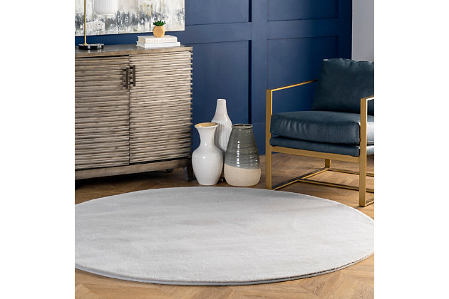 Made from the finest materials in the world and with the uttermost care, our rugs are a great addition to your home.Machine made | Imported | Material: 100% polyester | Backing: felt | Setting: indoor | Recommended rooms: living room, bedroom, nursery