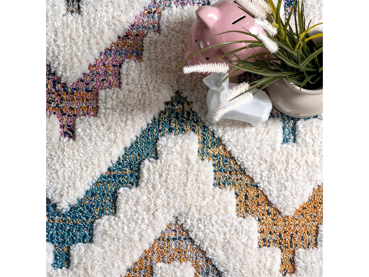 nuLOOM Rumi High-Low Chevron Tassel 2' 8