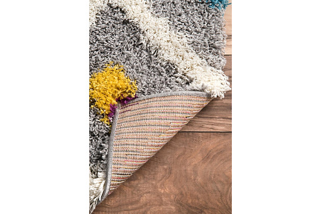Made from the finest materials in the world and with the uttermost care, our rugs are a great addition to your home.Machine made | Imported | Material: 100% polypropylene | Backing: slip jute | Setting: indoor