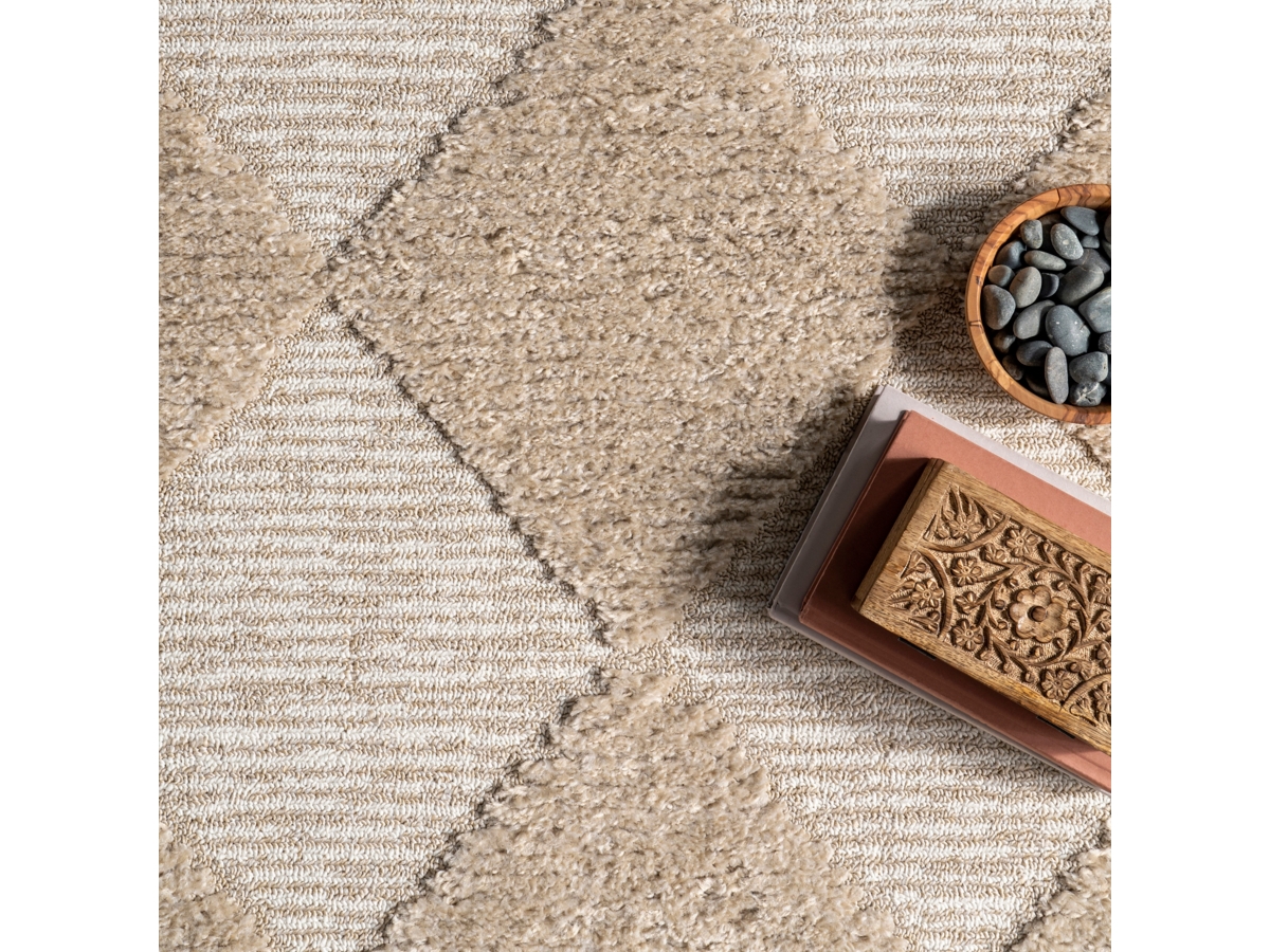 nuLOOM Marissa High/Low Diamond Tassel Area Rug | Ashley