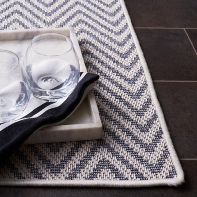 Safavieh Martha Stewart Collection Graca Area Rug, Blue/Creme, large