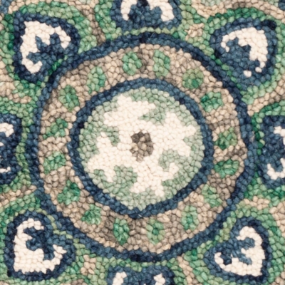 Swatch color Ivory/Blue , product with this swatch is currently selected