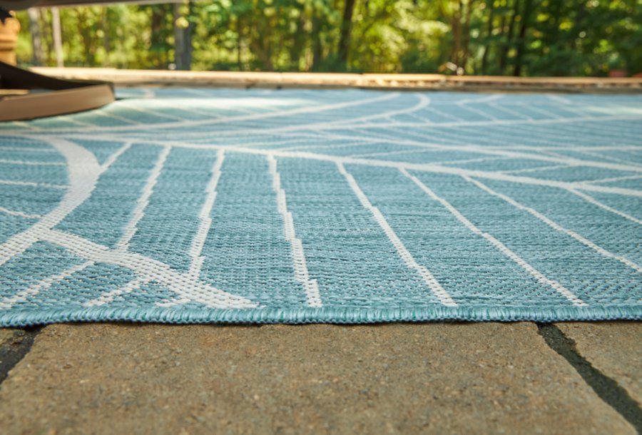 Hulsia 5' x 7' Rug - image 3