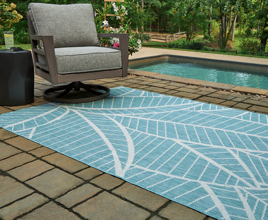 Hulsia 5' x 7' Rug - image 2