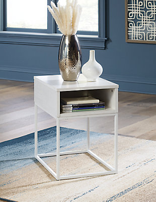 Deznee End Table, , rollover