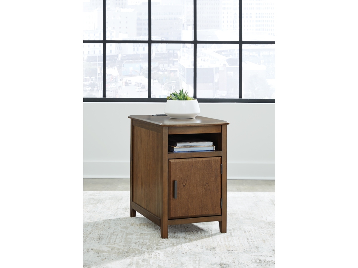 Devonsted Accent Table