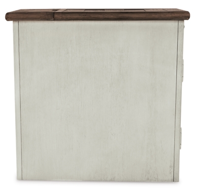 Bolanburg Chairside End Table