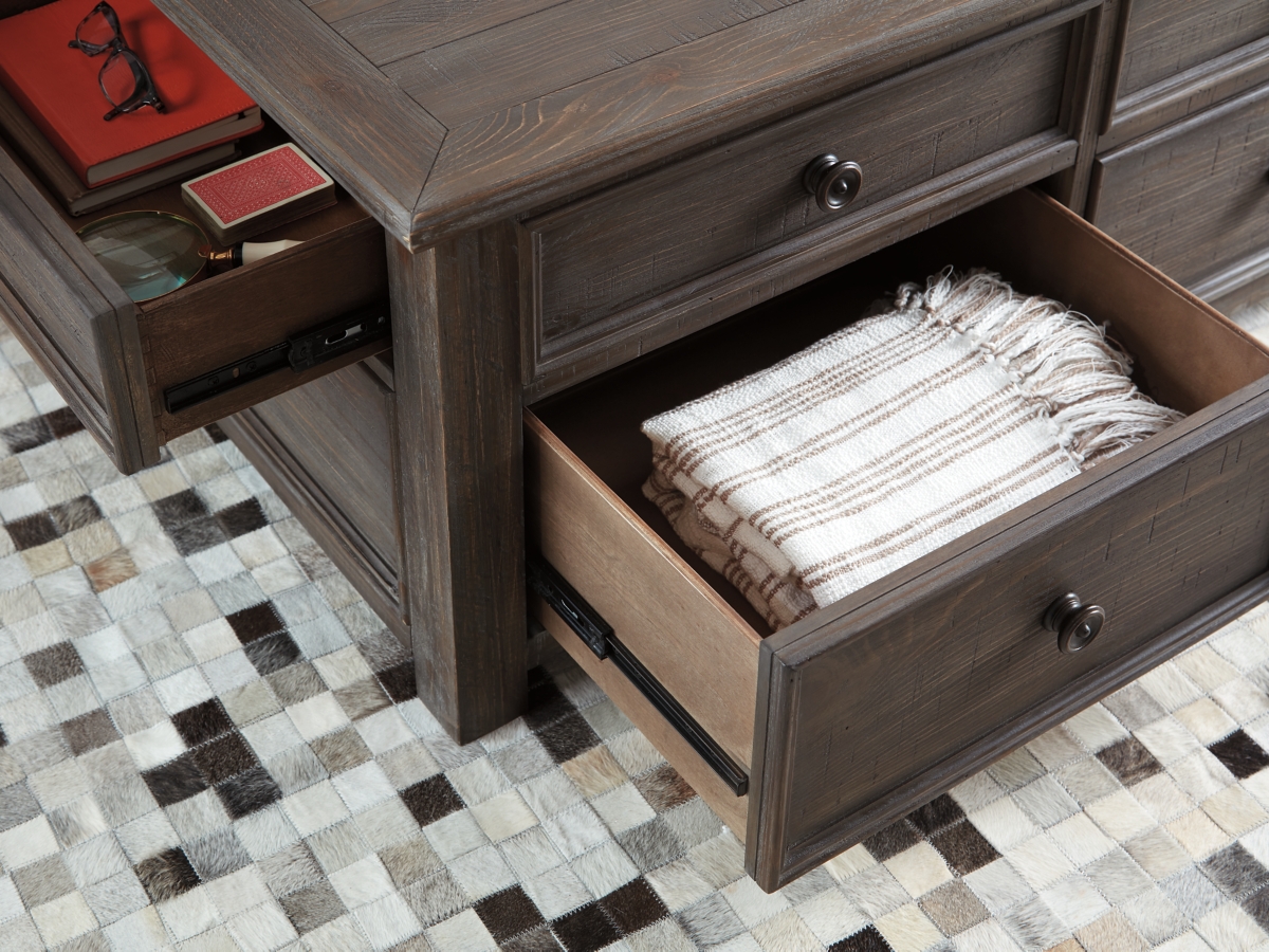 Wyndahl coffee table hotsell