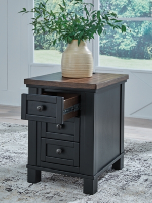 Wildenauer Chairside End Table, , large