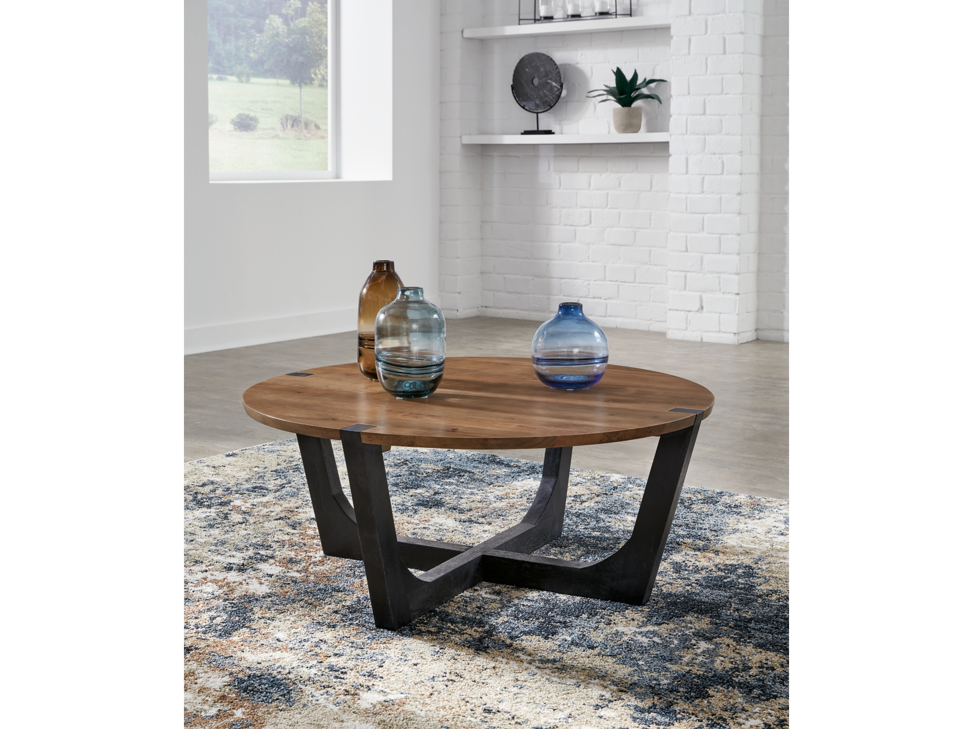 Hanneforth Coffee Table and end table 