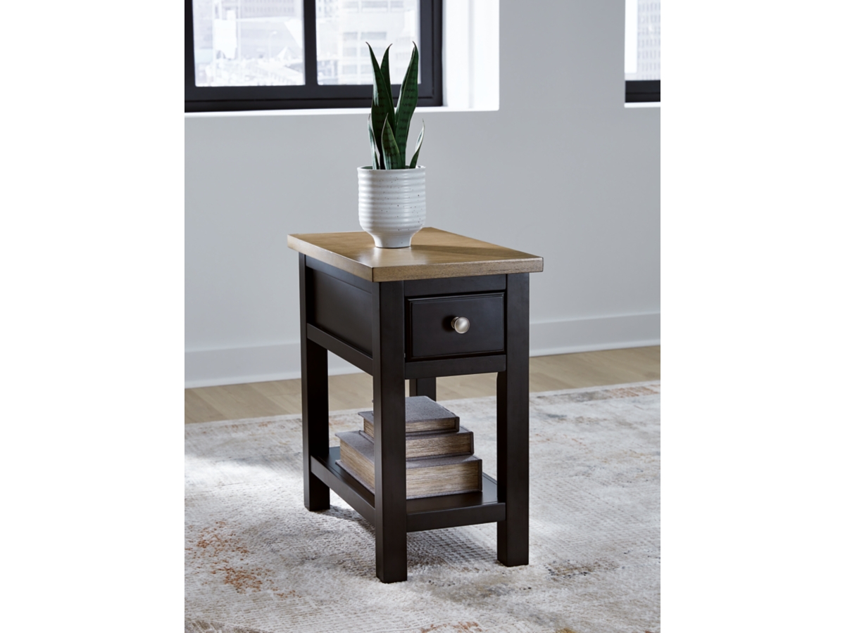 Drazmine Chairside End Table | Ashley