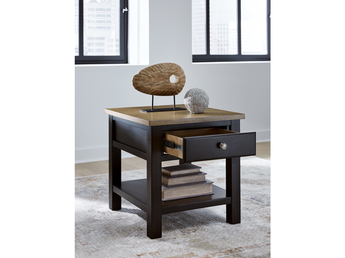 Drazmine End Table | Ashley