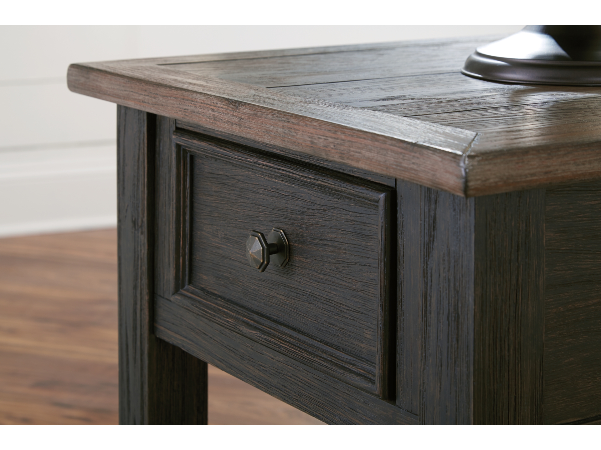 Image 3 of Tyler Creek Coffee Table with 2 End Tables