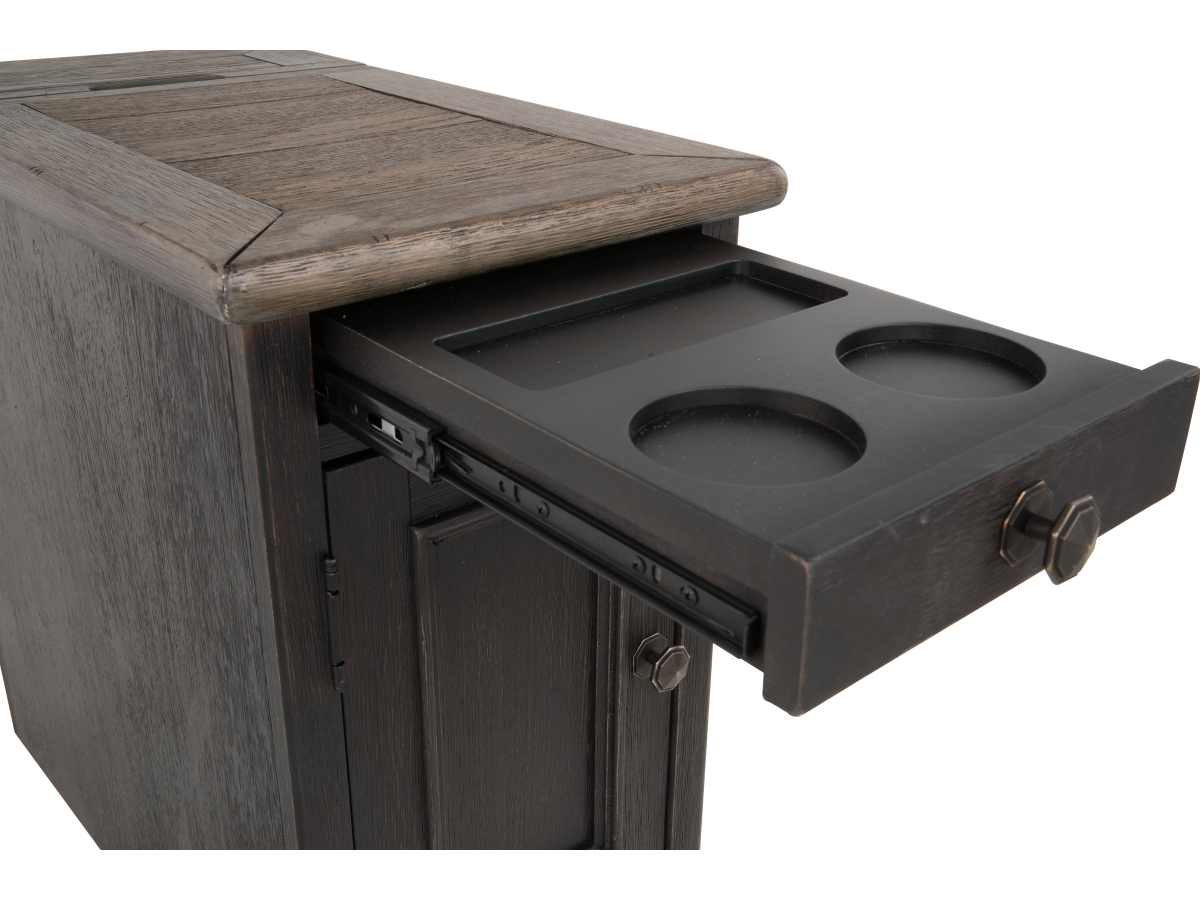 Tyler Creek Chairside End Table with USB Charging