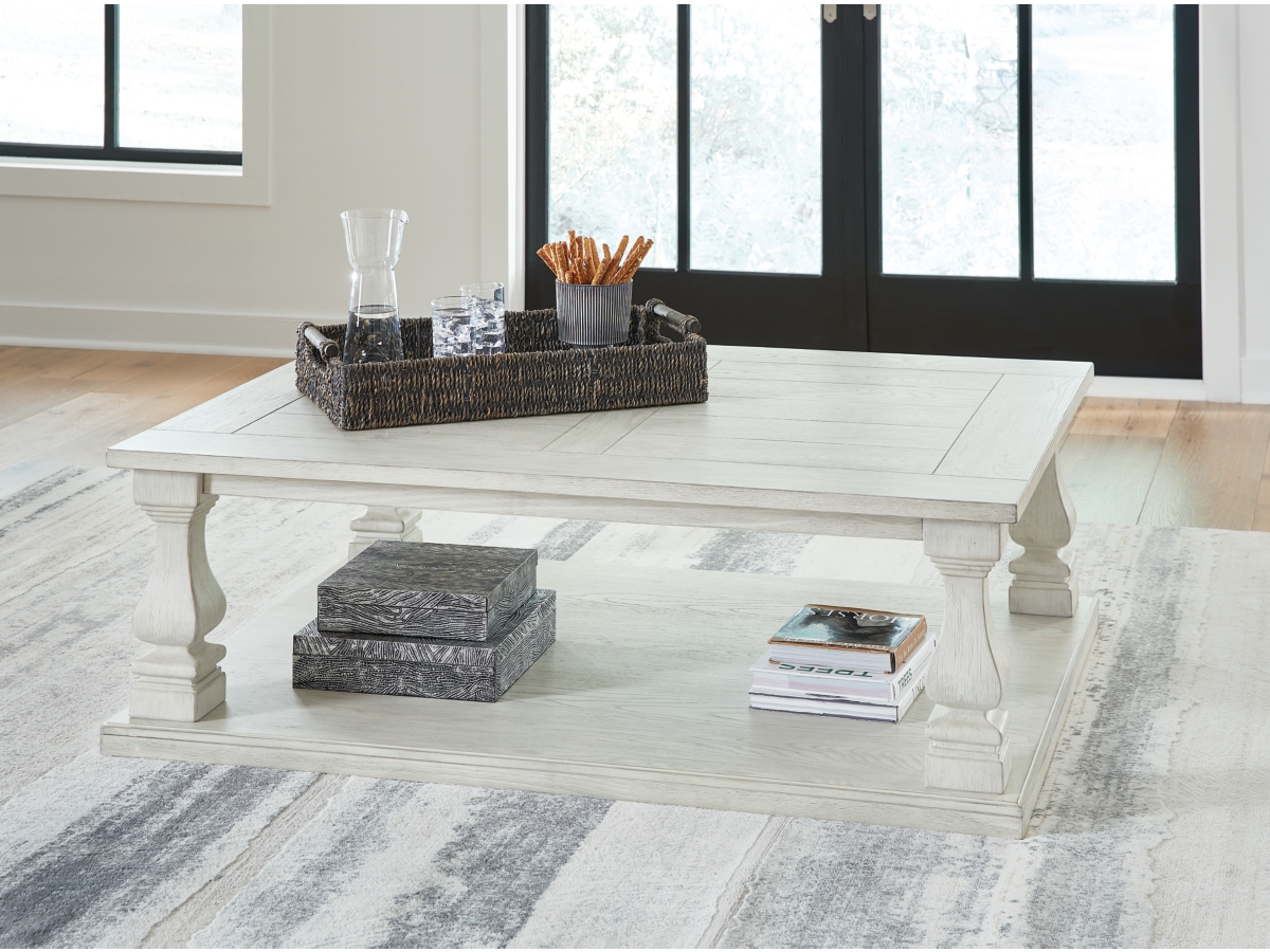Arlendyne End Table - Antique White Arlendyne End Table - Antique White