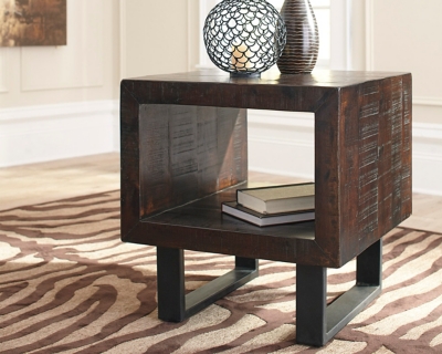 Parlone End Table, , large
